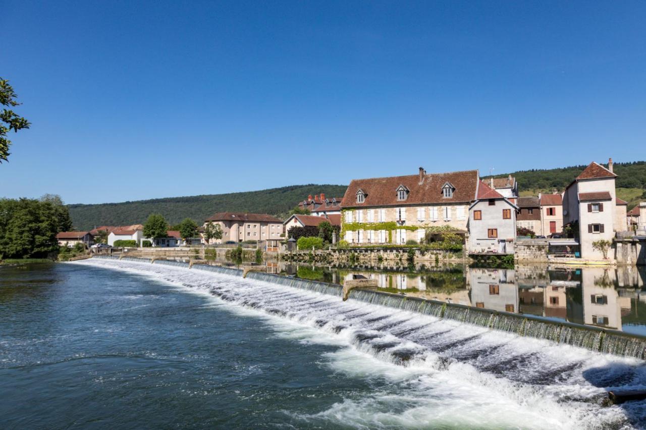 Sejour Detente - Appart'Hotel N 1 Avec Jaccuzi, Piscine Et Petit-Dejeuner Chouzelot Экстерьер фото
